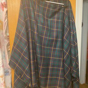 🌿 Rare Vintage DKNY Green Tartan Plaid Cape Poncho – 1989–1992 Era 🖤